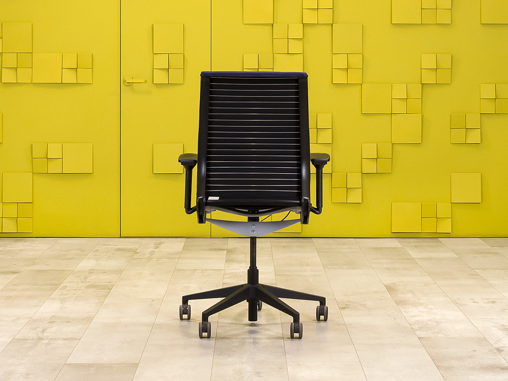 Офисное кресло для персонала на колесах Think Steelcase Ткань Синий Франция_КПТН-161224