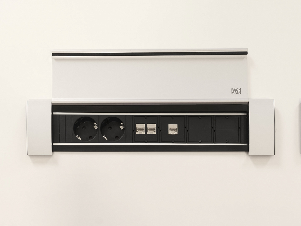 Офисный стол для переговоров Herman Miller 2200x1300x740 ЛДСП Белый США_СГПБ3-260923