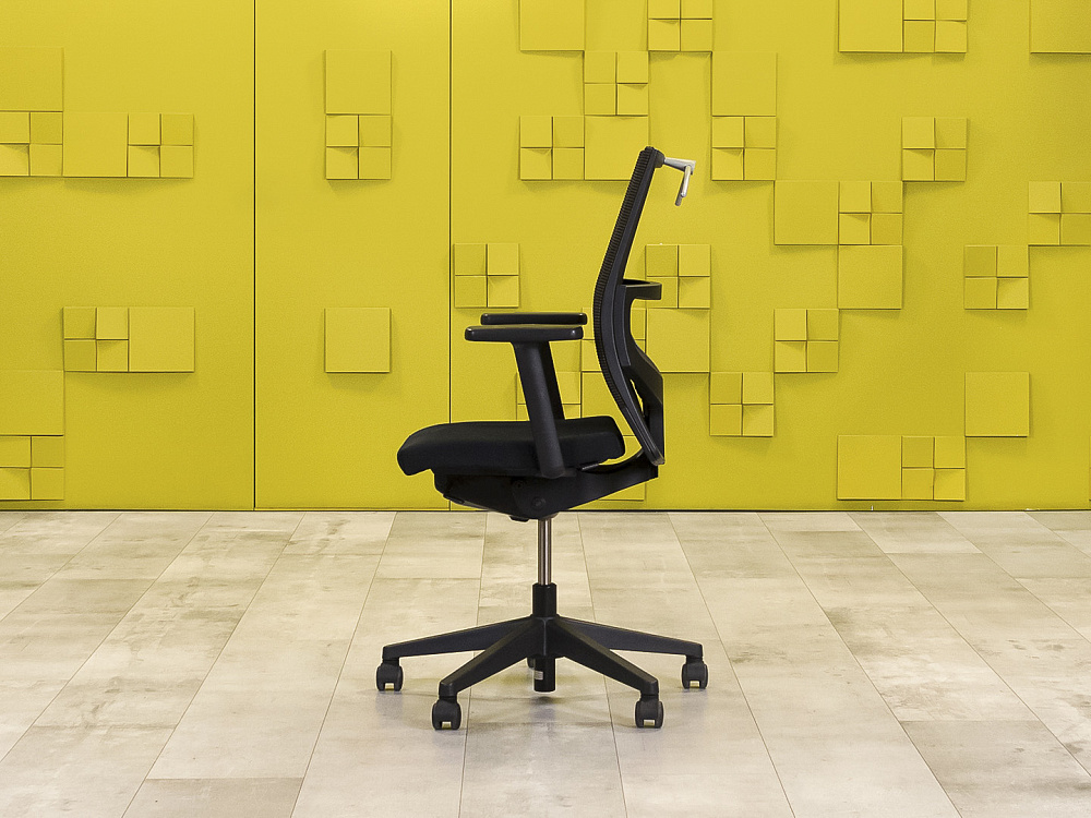 Офисное кресло руководителя на колесах Comforto HAWORTH Ткань Чёрный США_КРТЧ-091223