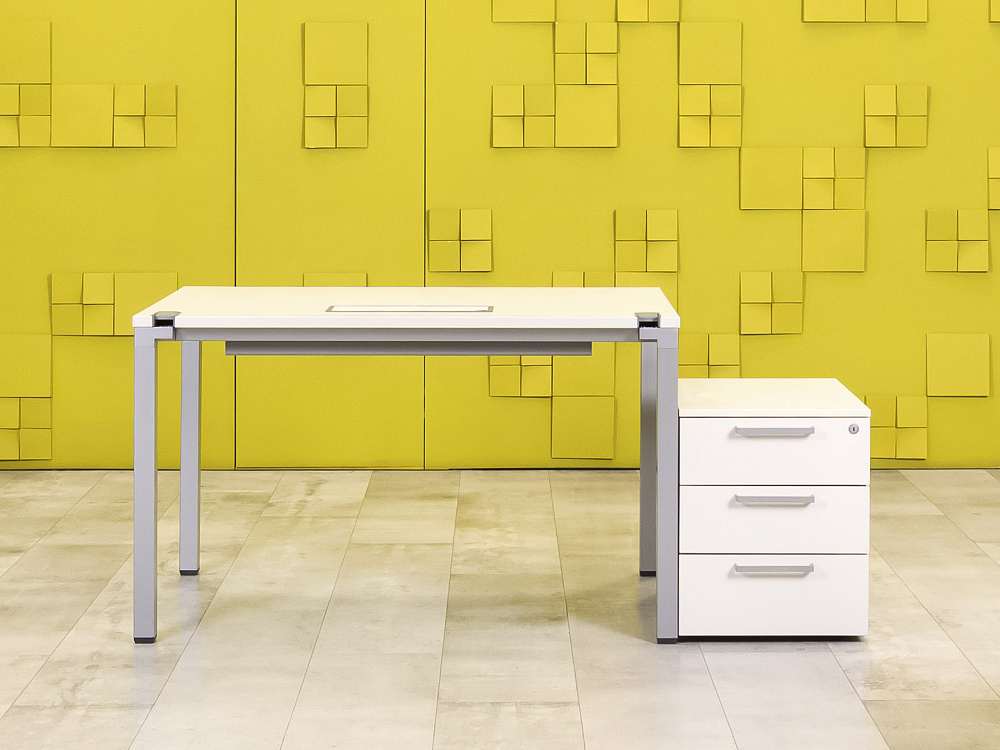 Комплект офисной мебели стол с тумбой  Steelcase ЛДСП Белый Франция  СППБТ1-04026