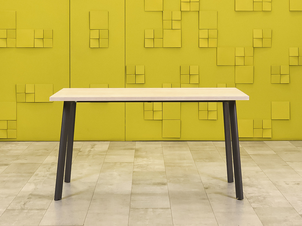 Офисный стол прямой ЛДСП Клен  СППВ-29046