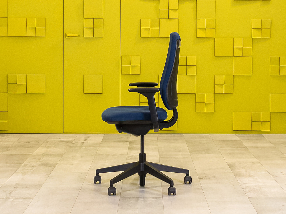 Офисное кресло для персонала на колесах Steelcase Ткань Синий Франция_КПТН-250124
