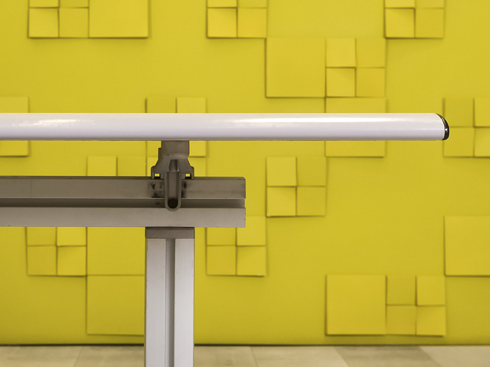 Офисный стол прямой FREZZA ЛДСП Серый Импорт  СППС1-04125