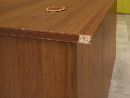 Офисный стол угловой  ЛДСП Орех  СПУХ-01125