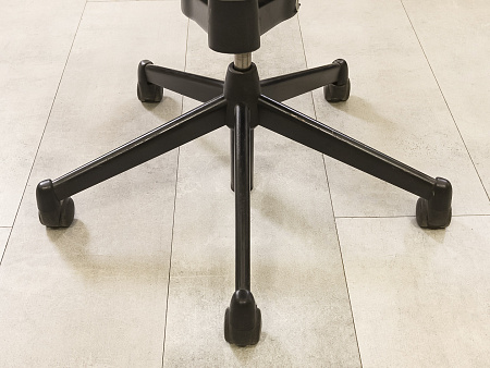 Офисное кресло руководителя на колесах Please 1 Steelcase Кожа Коричневый Германия  КРКК-18125