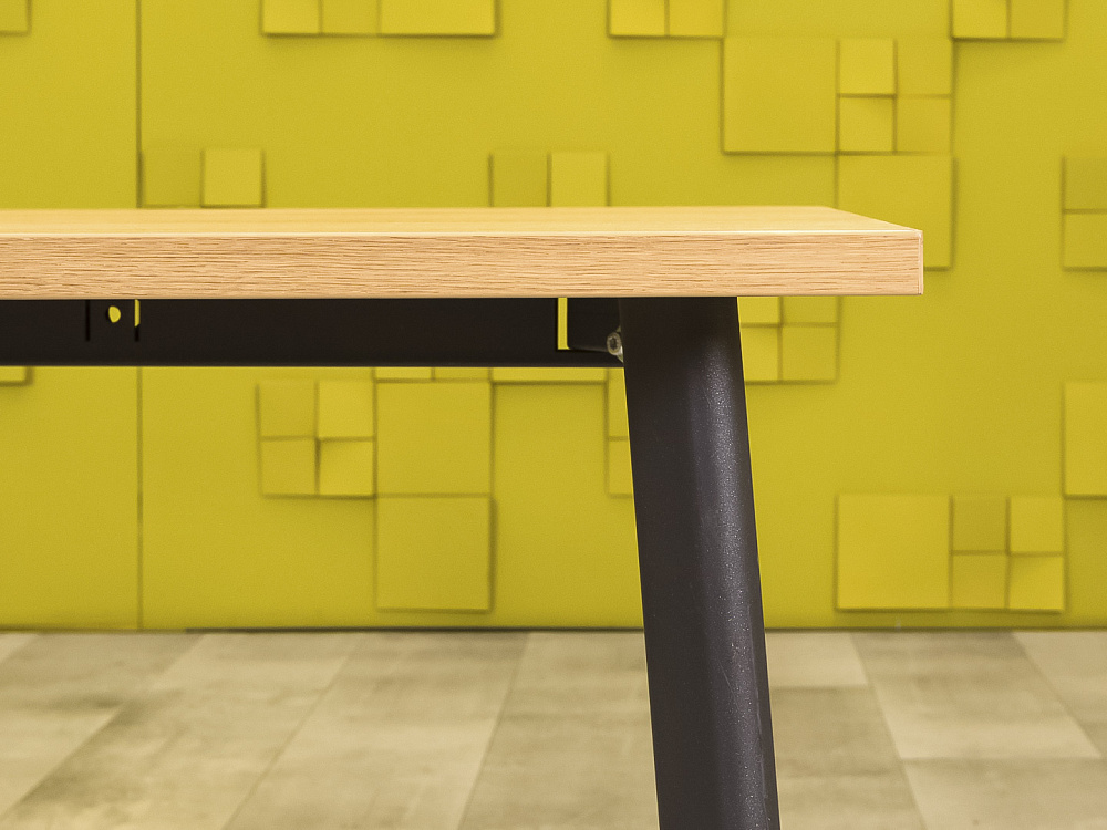 Офисный стол прямой  ЛДСП Орех Россия  СППХ-22046