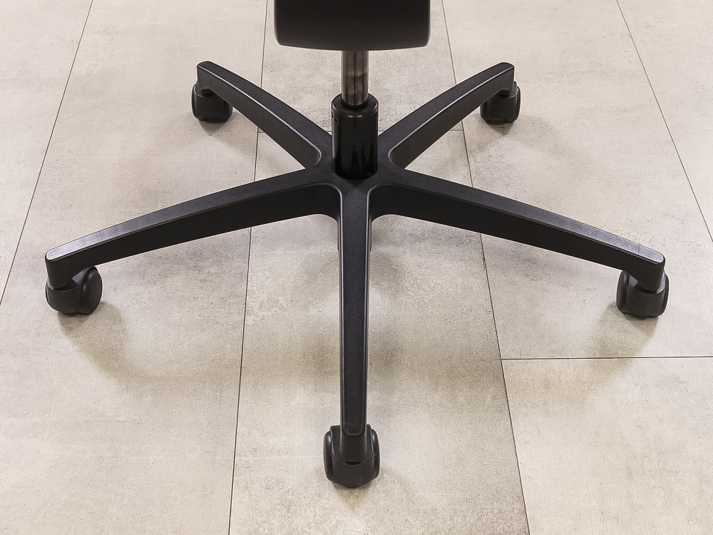 Офисное кресло для персонала на колесах Team Strike Sitland Ткань Чёрный; Серый Италия_КПТЧ-141124