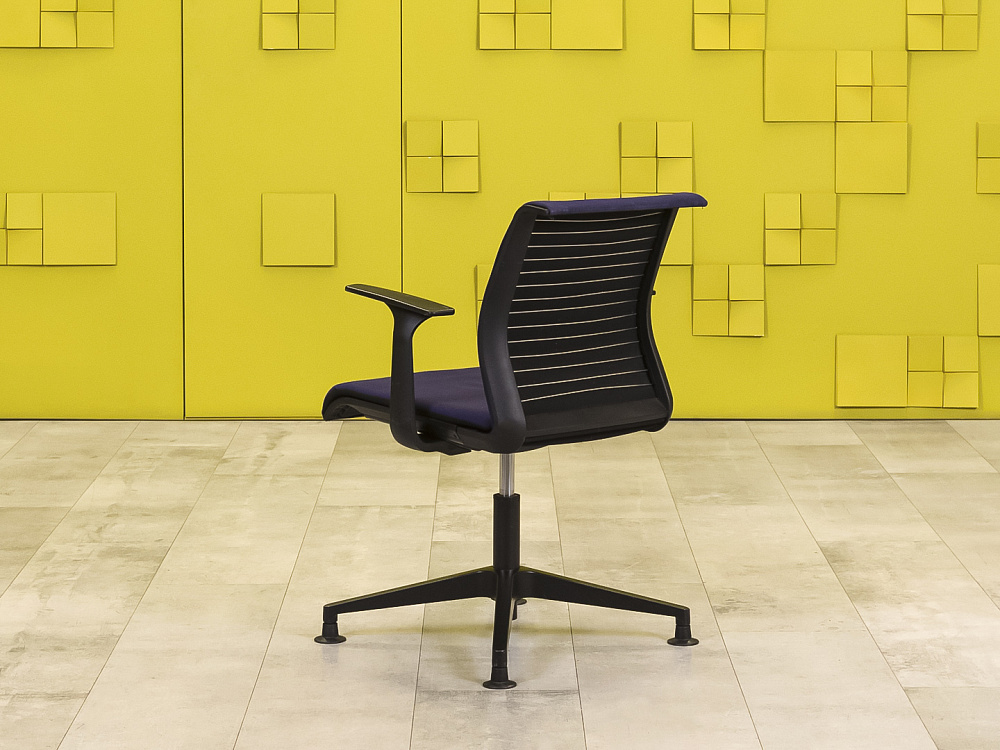 Конференц кресло для переговорной  Steelcase Ткань Синий Германия  КНТН-12026