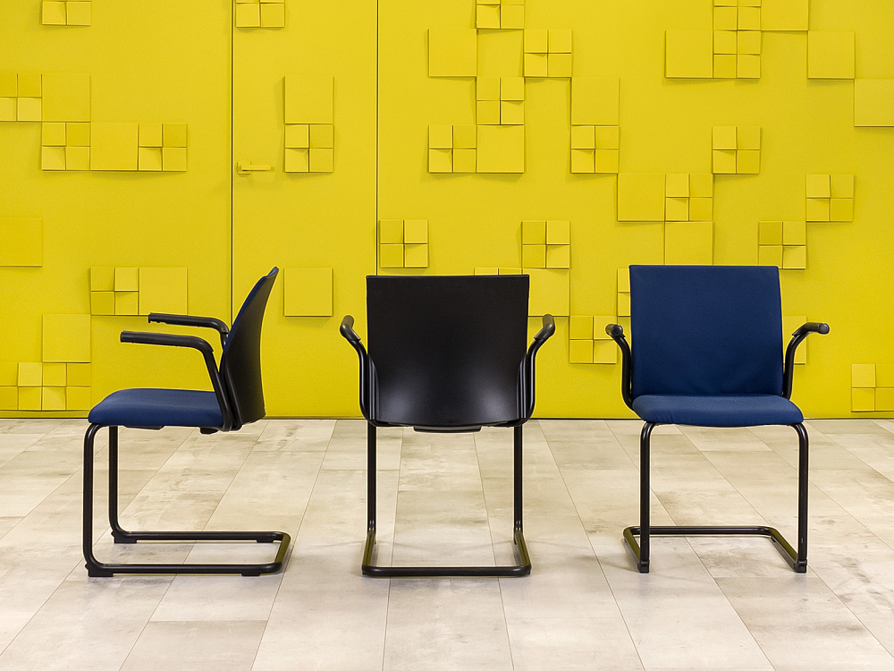 Конференц кресло для переговорной на полозьях Steelcase Ткань Синий Франция_КДТН-281024