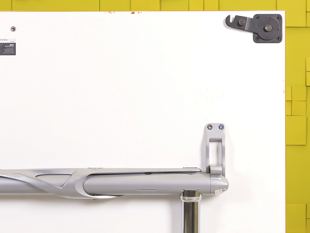 Офисный стол прямой 1400x700 ЛДСП Ольха Импорт_СППЛ-060823