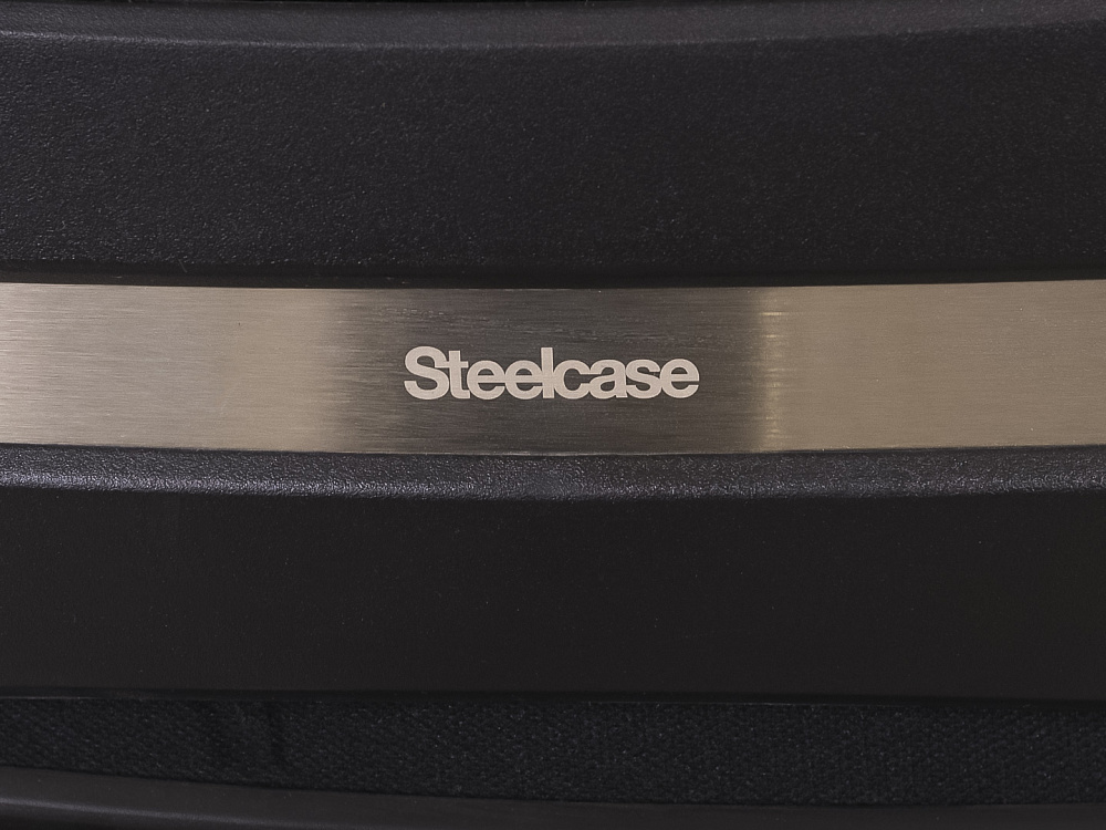 Офисное кресло руководителя на колесах Steelcase Ткань Чёрный Германия  КРТЧ-08076
