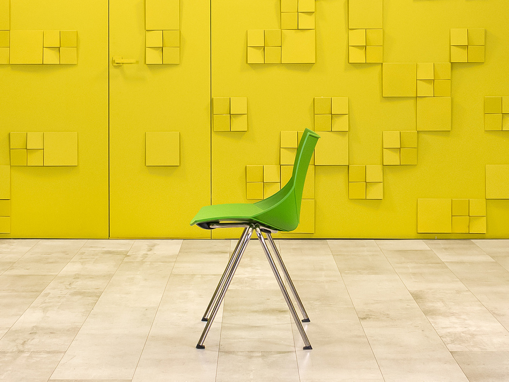 Офисный стул на ножках Shell Пластик Зелёный Италия_УНПЗ-261223