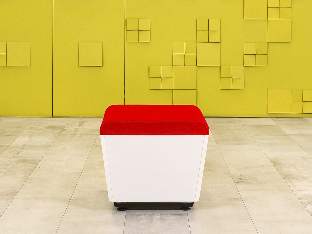 Пуф HAWORTH Ткань Красный Германия  ПУФ-29105