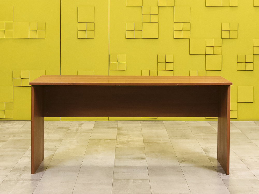 Офисный стол прямой  ЛДСП Вишня Россия  СППШ-13046