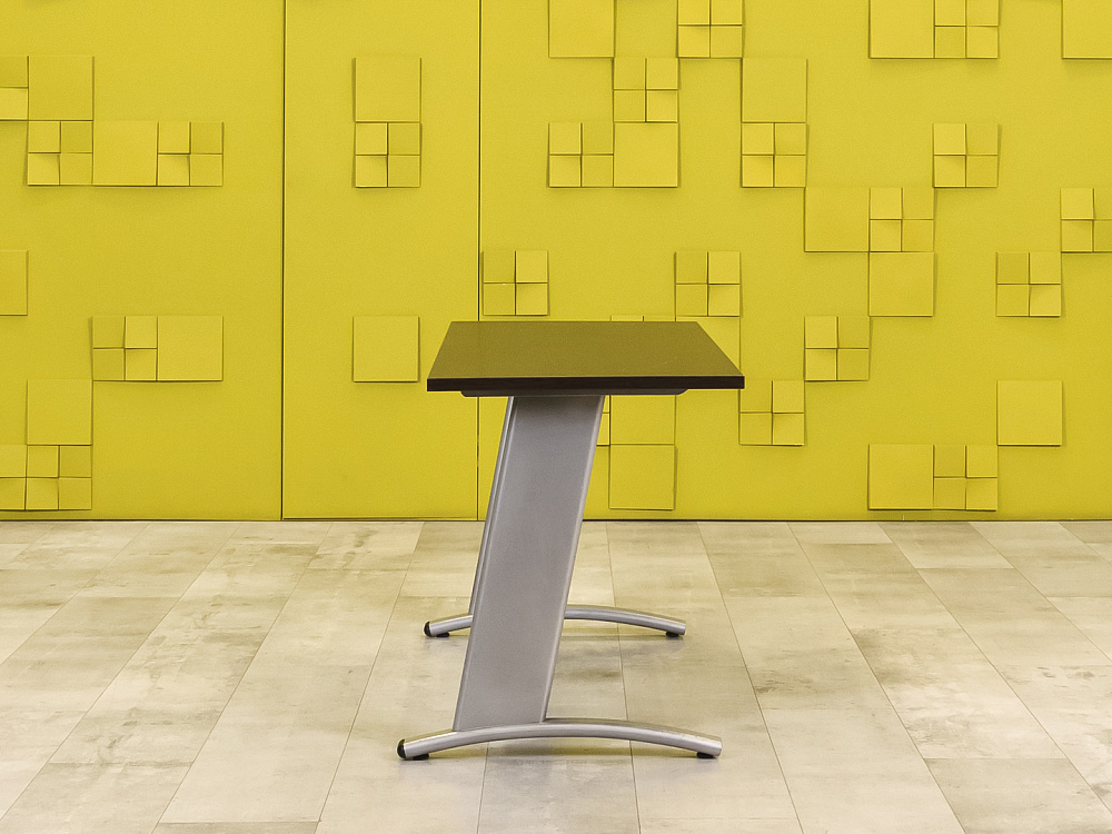 Офисный стол прямой  ЛДСП Венге Россия  СППЕ-22046