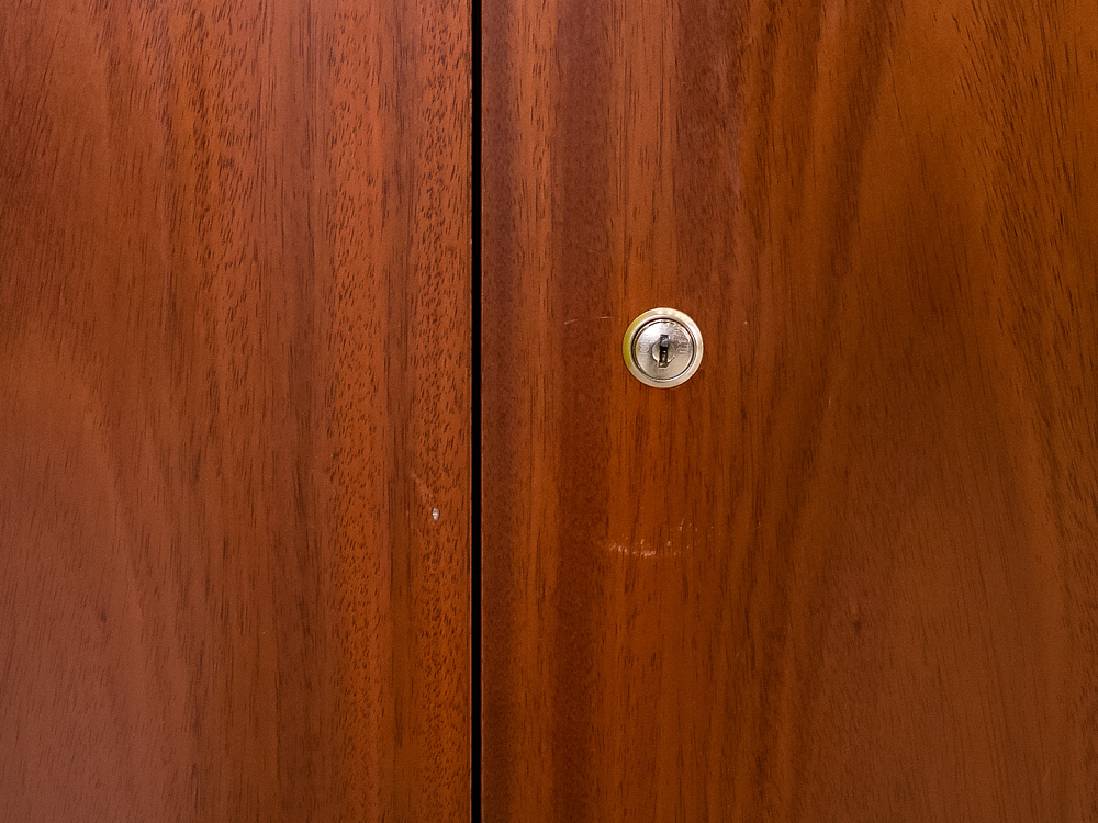 Кабинет руководителя ORA Массив Орех Италия