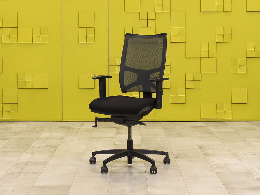 Офисное кресло для персонала на колесах Team Strike Sitland Ткань Чёрный; Серый Италия_КПТЧ-141124