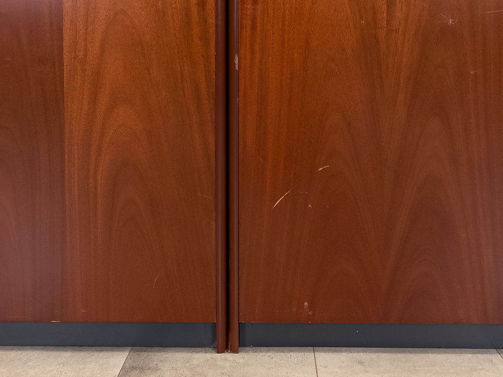 Кабинет руководителя ORA Массив Орех Италия